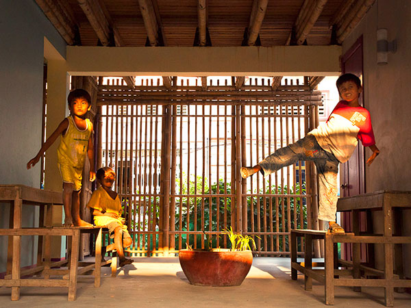 Children playing in the KKYC terrace